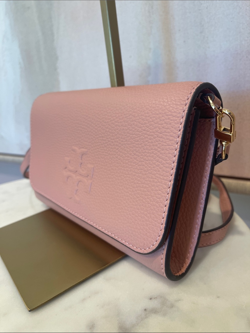 NWT Tory Burch Thea Flat Wallet Crossbody in Pink - Picture 2 of 6